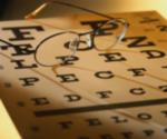 Какие бывают патологии зрения у детей  Способность видеть и сохраненная острота зрения очень важны для того чтобы ребенок развивался нормально. Через зрачки лучи света попадают в глаз и преломляются в роговице и хрусталике так, что они фокусируются на сетчатке. 